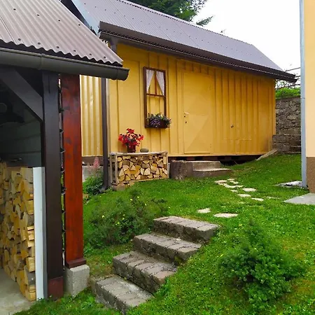 Studio-apartman Karolina Apartman Fuzine
