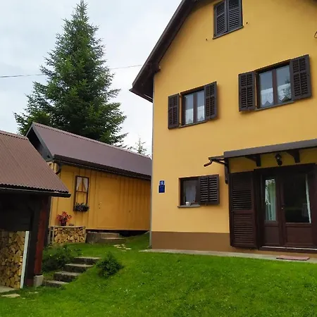 Studio-apartman Karolina Apartman