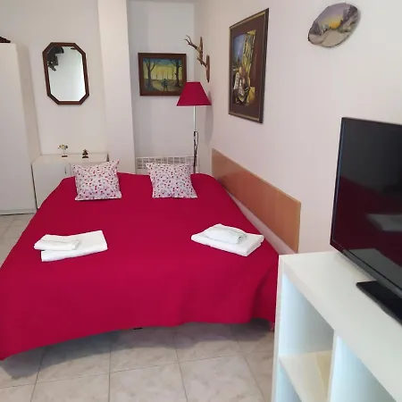 Studio-apartman Karolina Fuzine